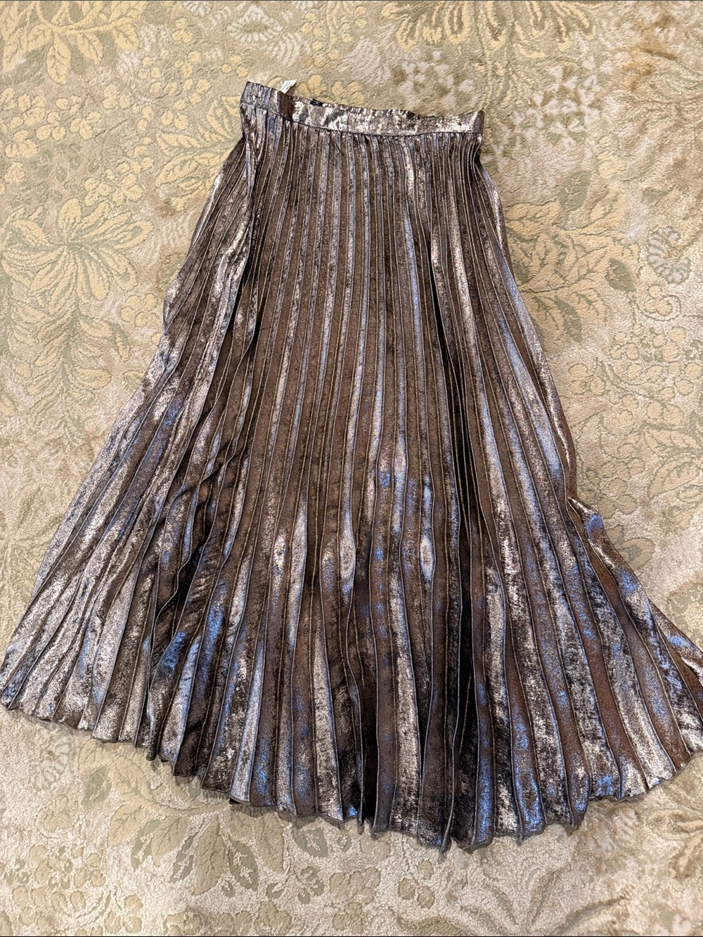 Marled Metallic Pleated Skirt in Brown and Silver